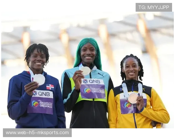 巴巴多斯田径比赛吸引大量少年参与，巴巴多斯视频